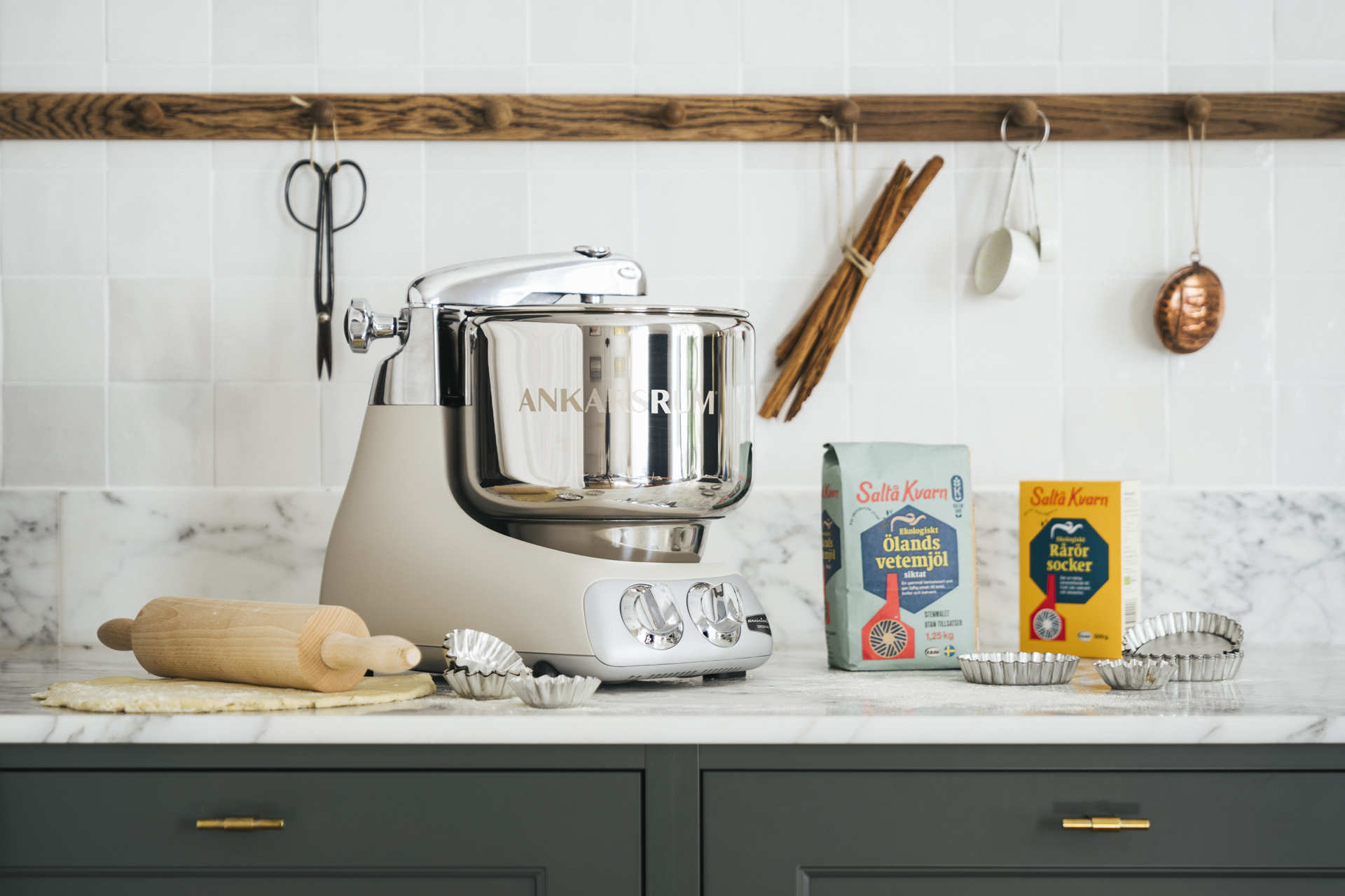 Vit Ankarsrum köksassistent 